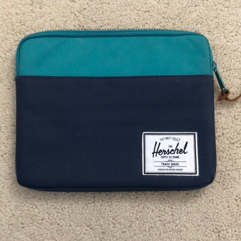 Herschel iPad case